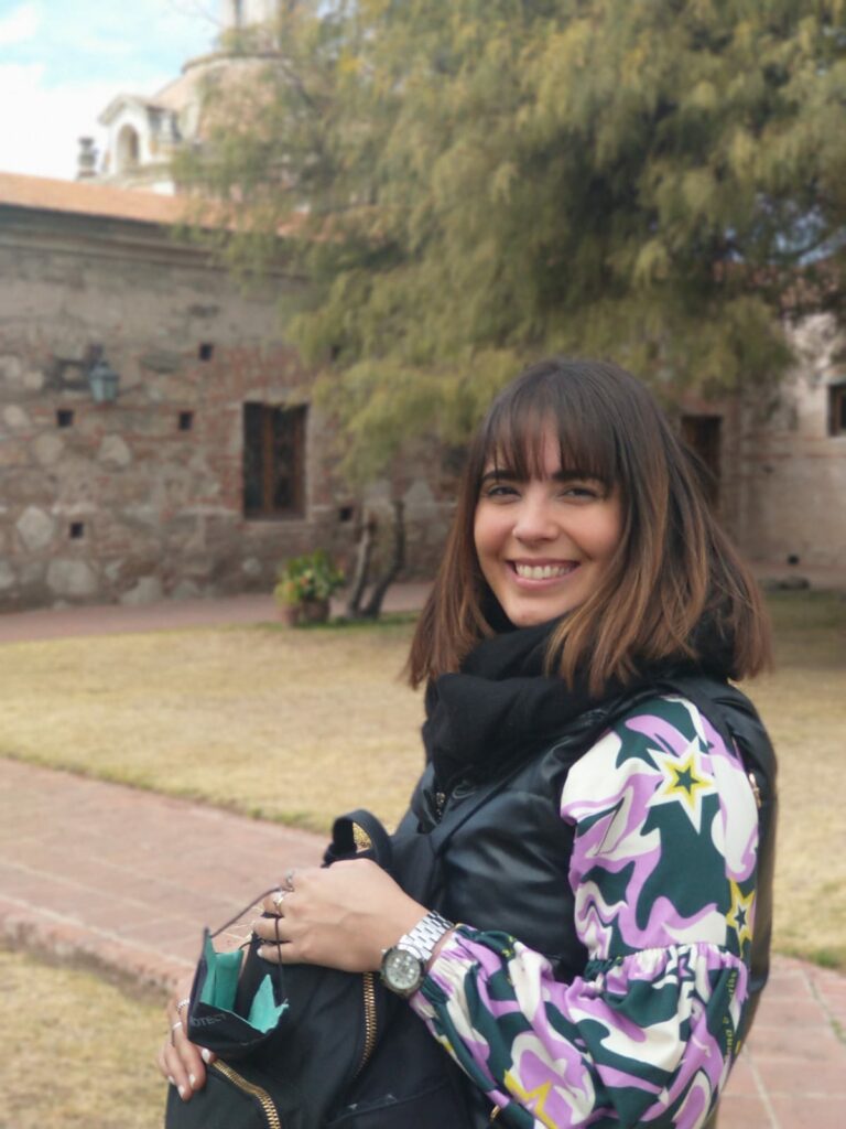 53E6A790 56CC 400A 8270 D16642378A8E 768x1024