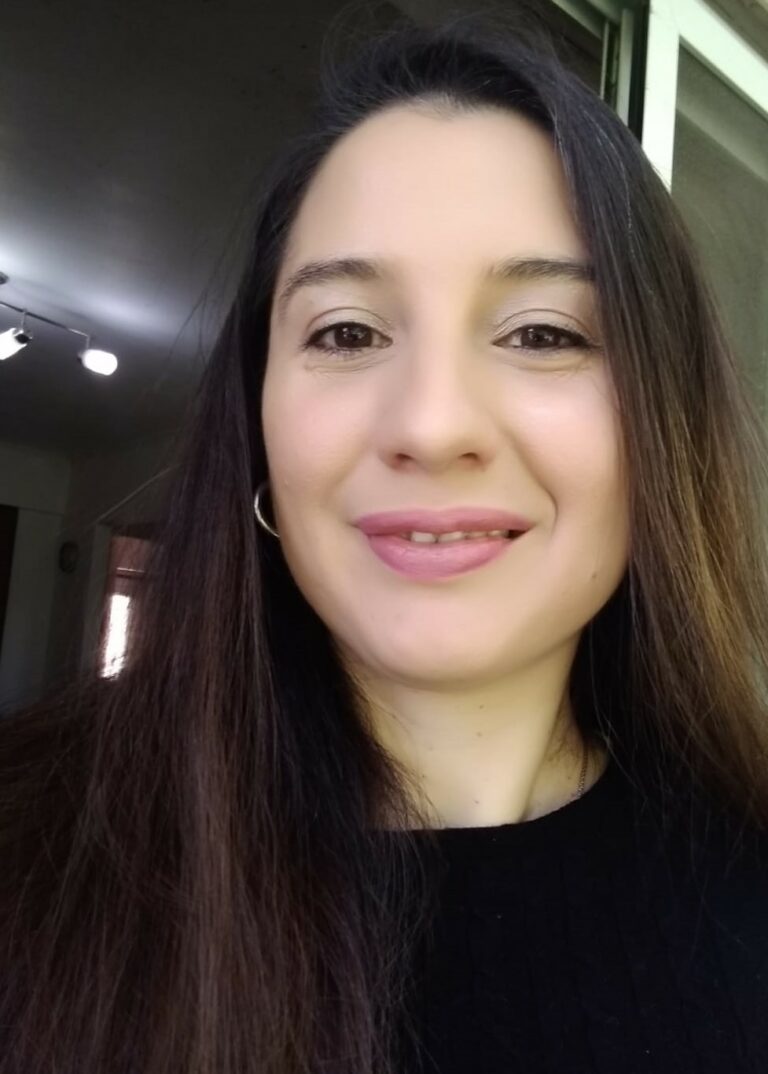 Foto CV 2.1 768x1074