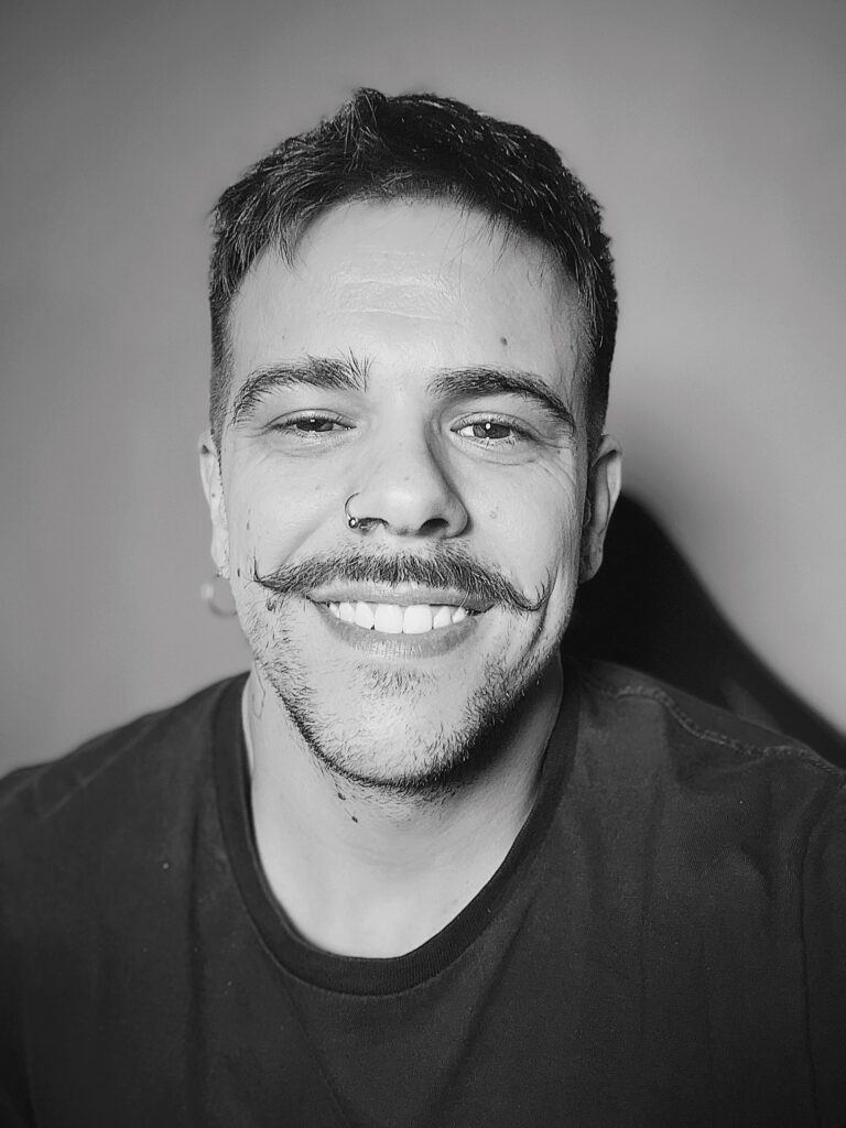 22DFBBF2 B85A 4DF3 8397 265C4D8470FA 768x1024